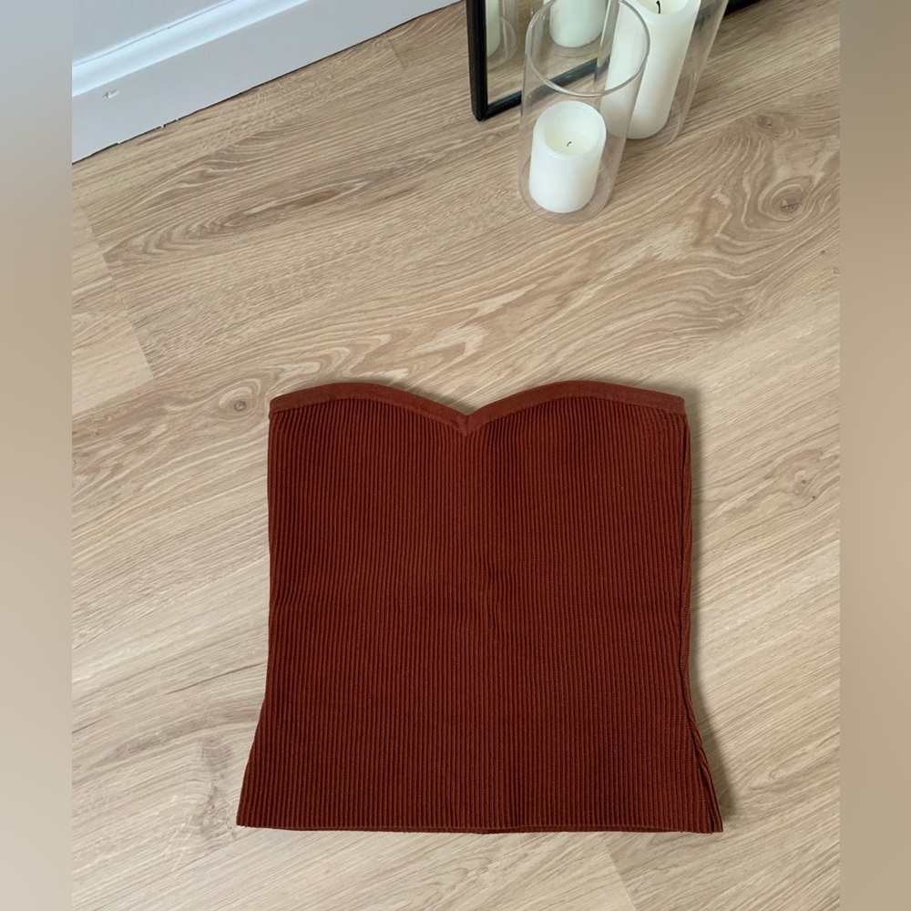Babaton Rust Ribbed Strapless Crop Top